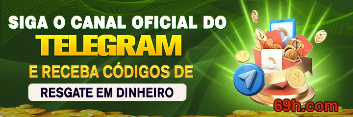 Jogadores desfrutando de cassino online com dealers ao vivo